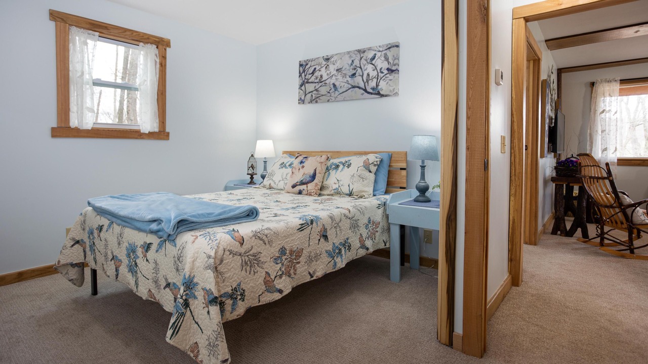 Photo of Bedroom in Lakeville