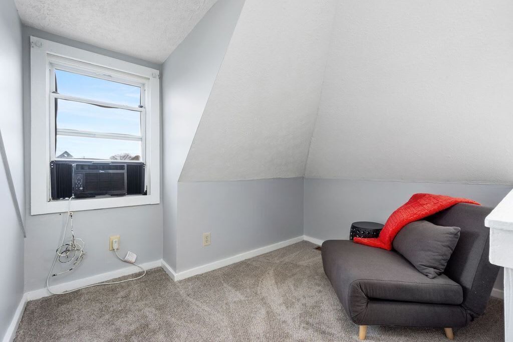 Photo of Livingroom in Weinland Park