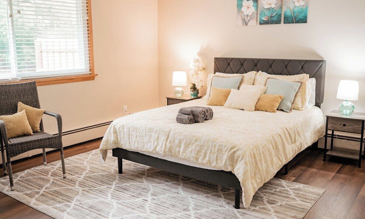 Photo of Bedroom in Fairlawn Heights