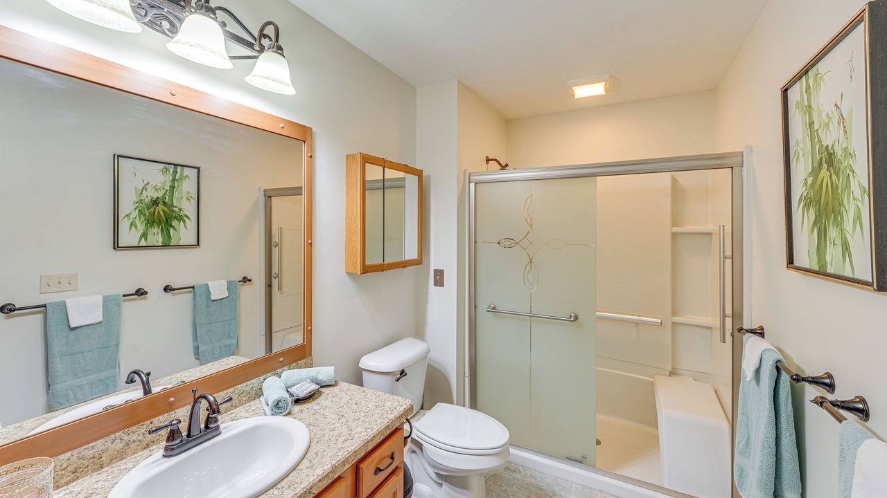 Photo of Bathroom in Columbiana