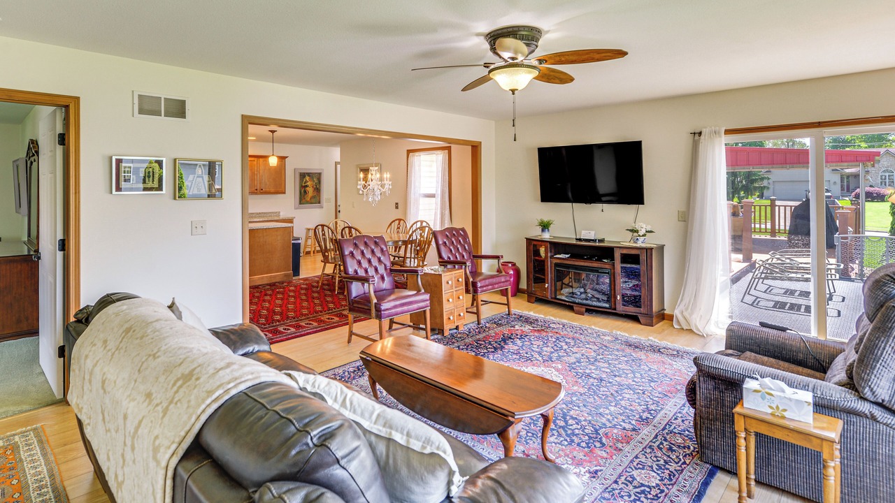 Photo of Livingroom in Columbiana