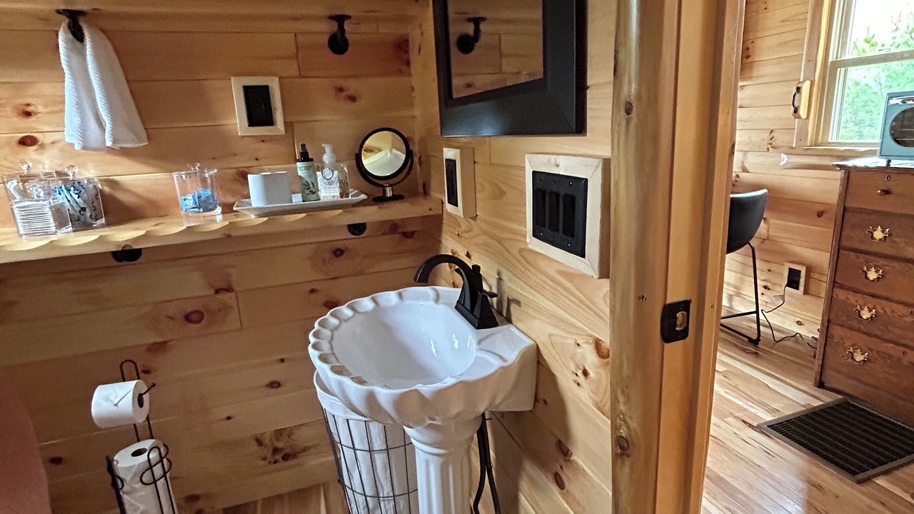 Photo of Bathroom in Millersburg