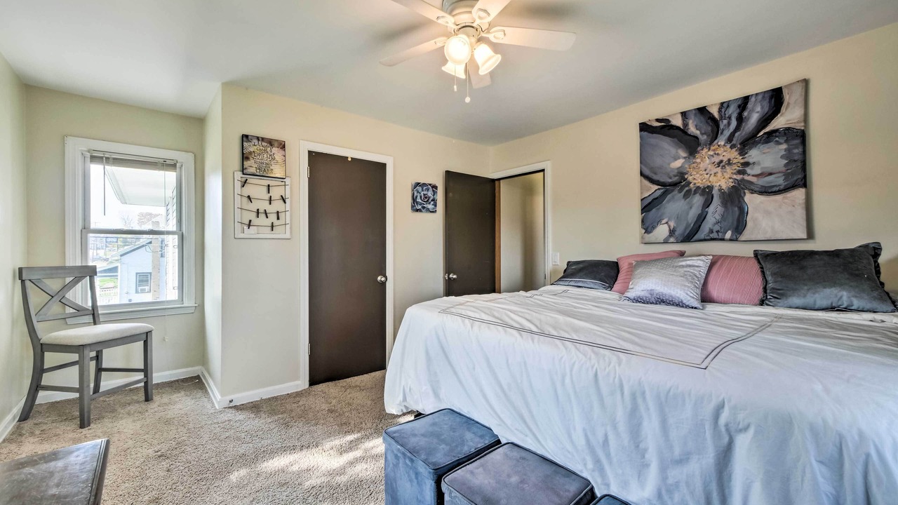 Photo of Bedroom in Massillon