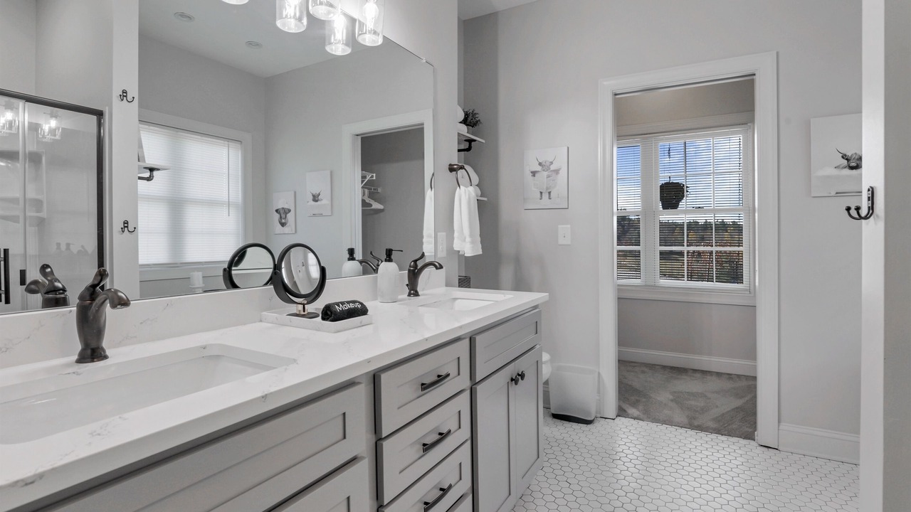 Photo of Bathroom in Logan