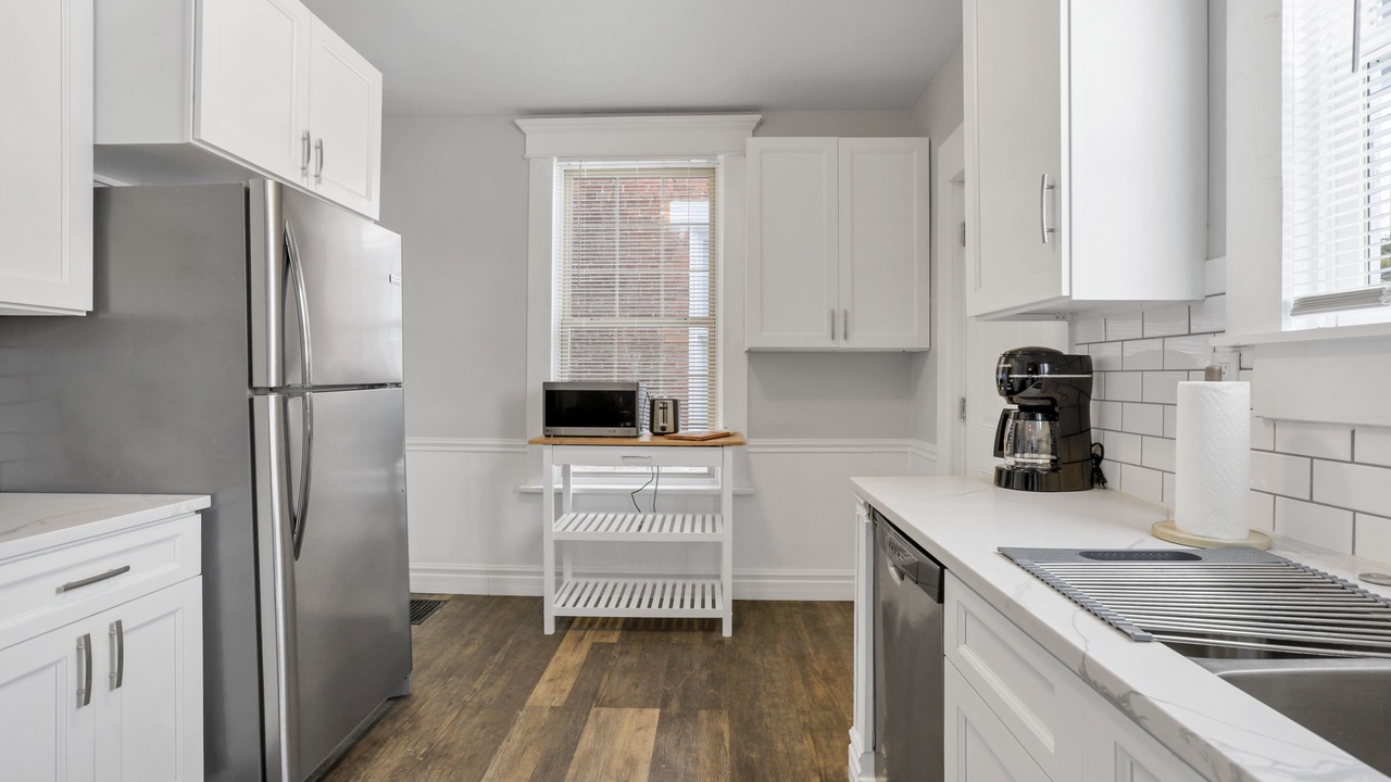 Photo of Kitchen in Livingston Park