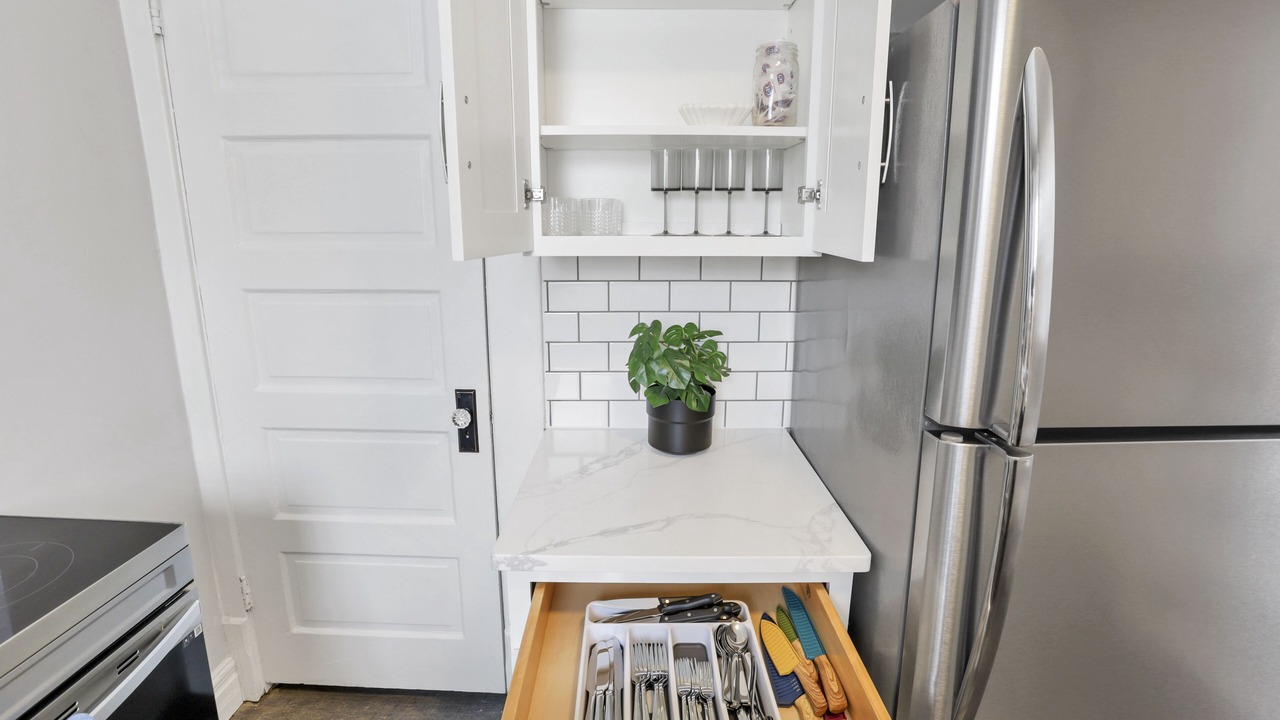 Photo of Kitchen in Livingston Park