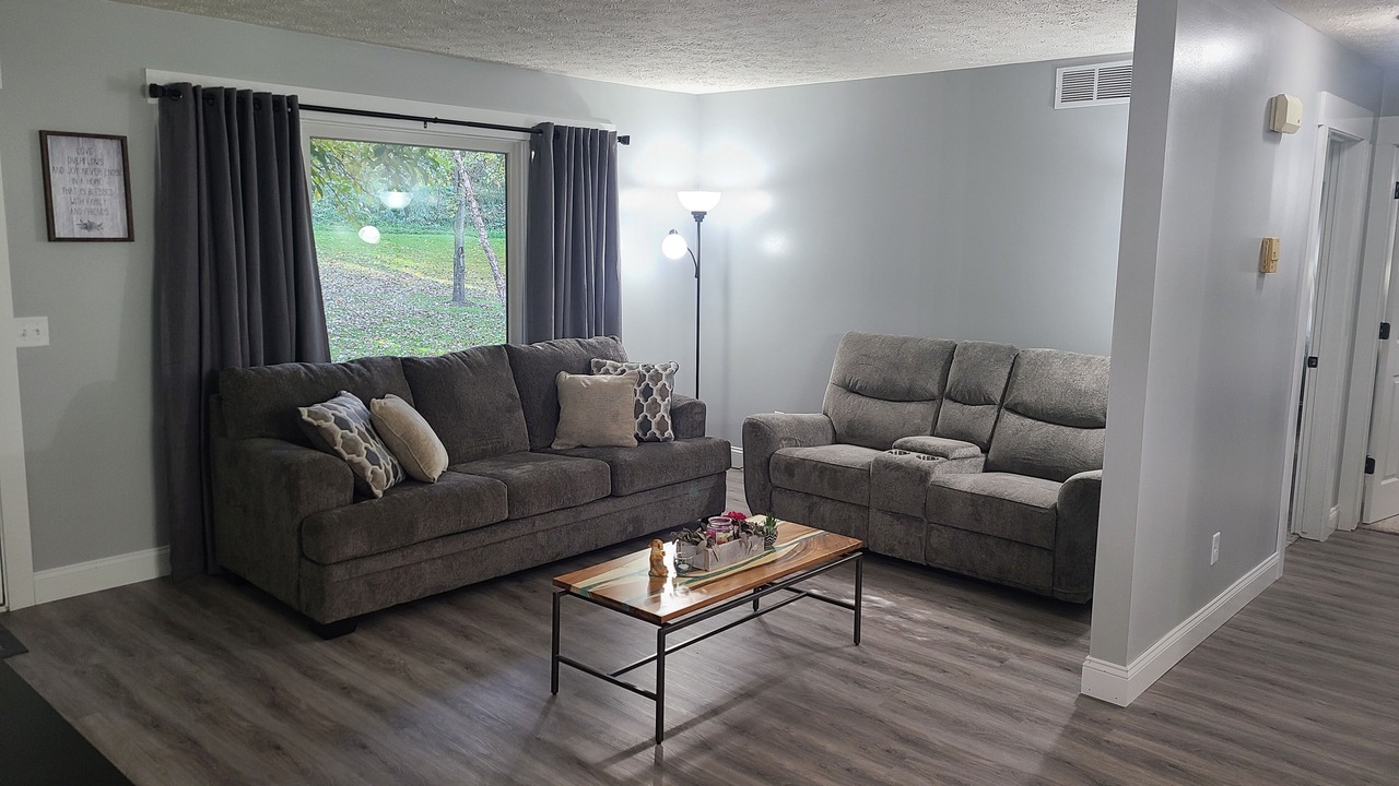 Photo of Livingroom in Lakeville