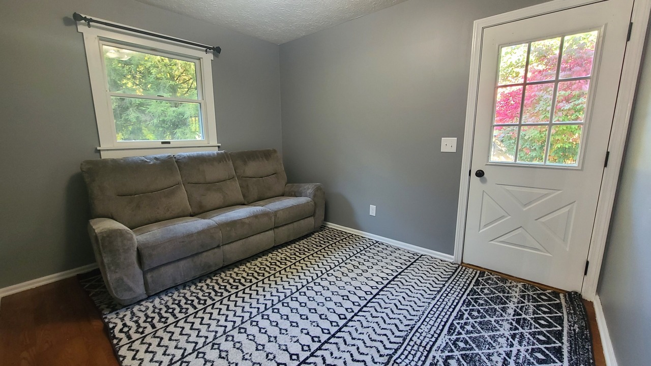Photo of Livingroom in Lakeville
