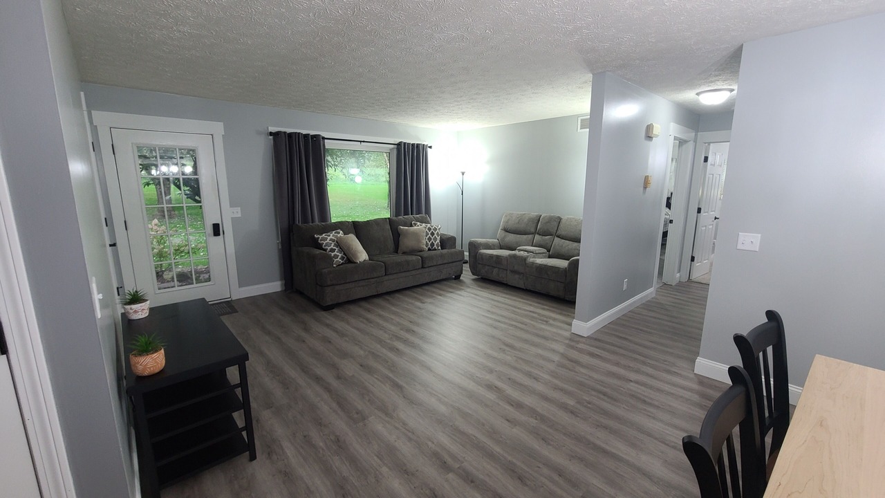 Photo of Livingroom in Lakeville