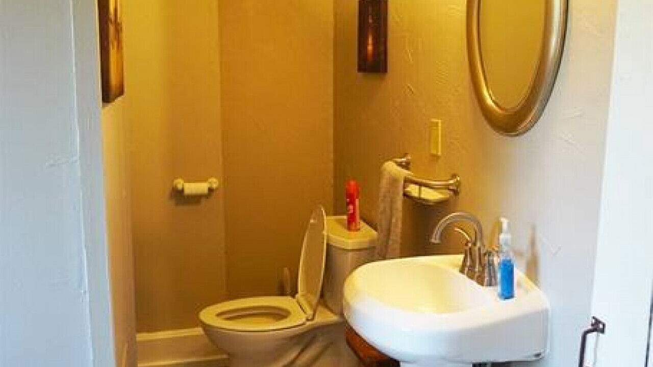 Photo of Bathroom in Coshocton
