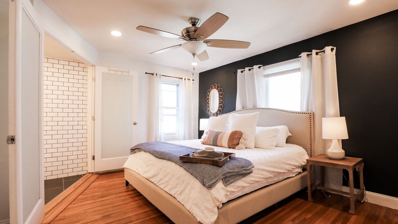 Photo of Bedroom in Victorian Village