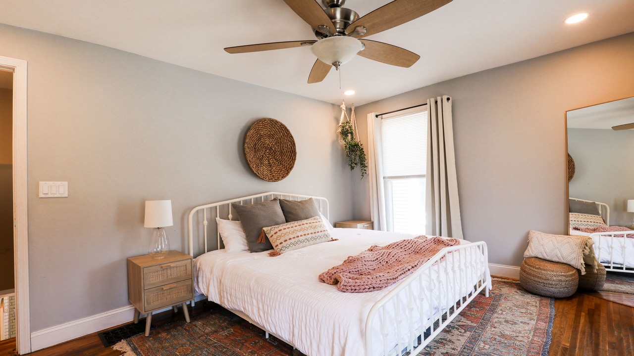 Photo of Bedroom in Victorian Village