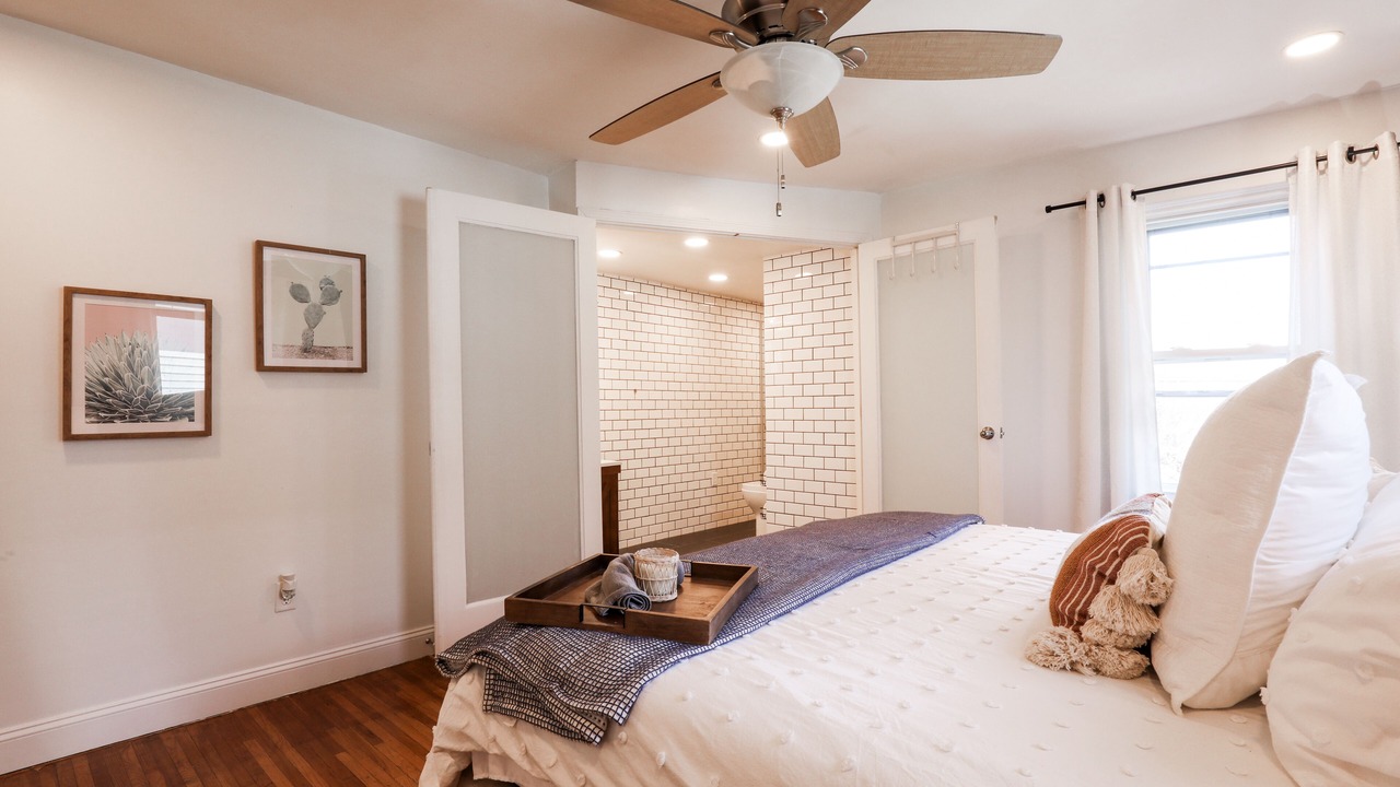 Photo of Bedroom in Victorian Village
