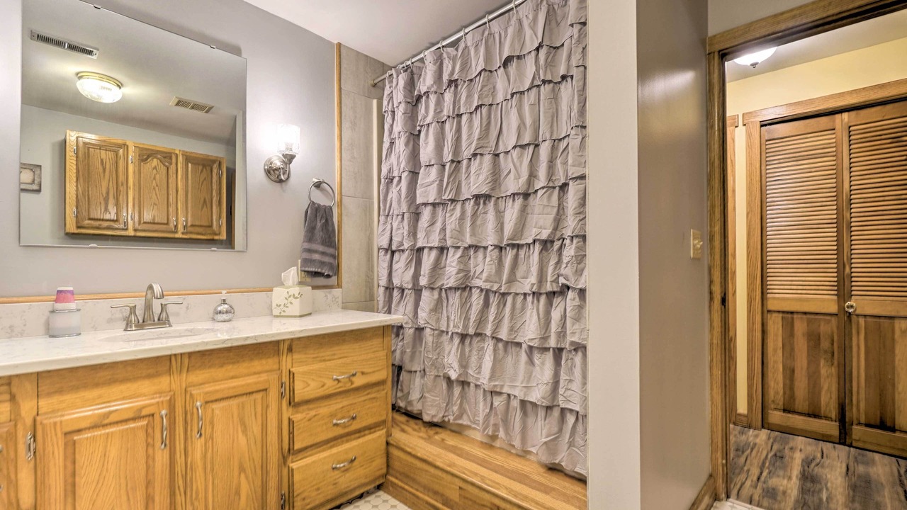 Photo of Bathroom in Nashport