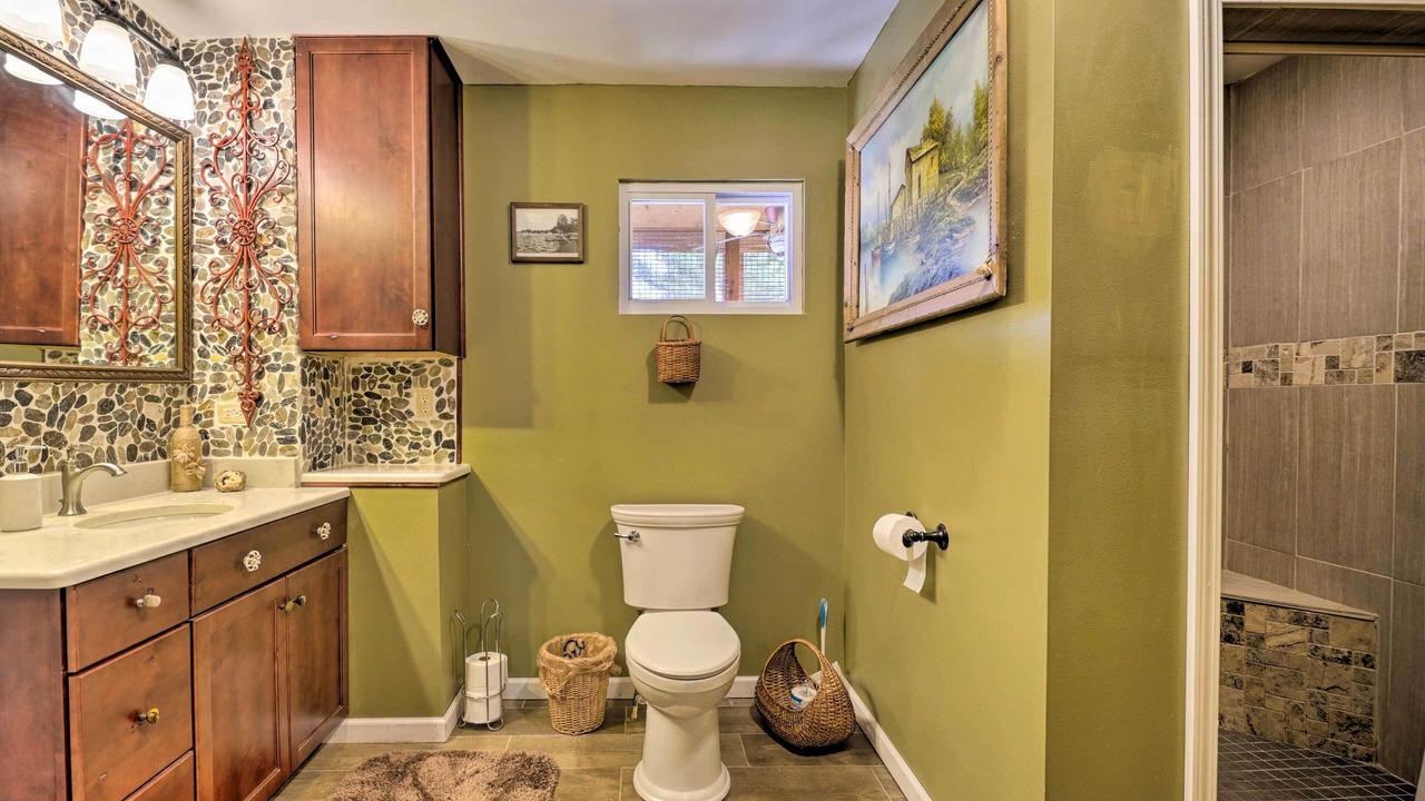 Photo of Bathroom in Nashport