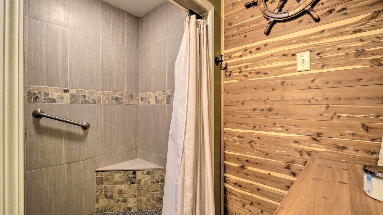 Photo of Bathroom in Nashport
