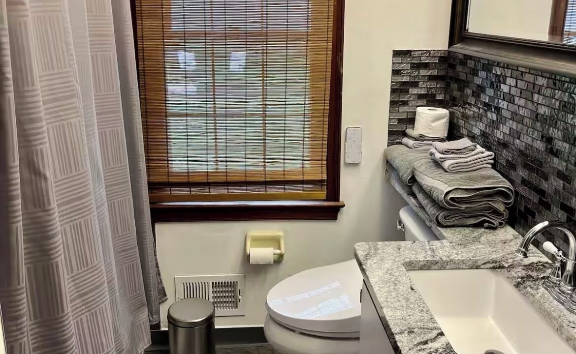 Photo of Bathroom in Clintonville