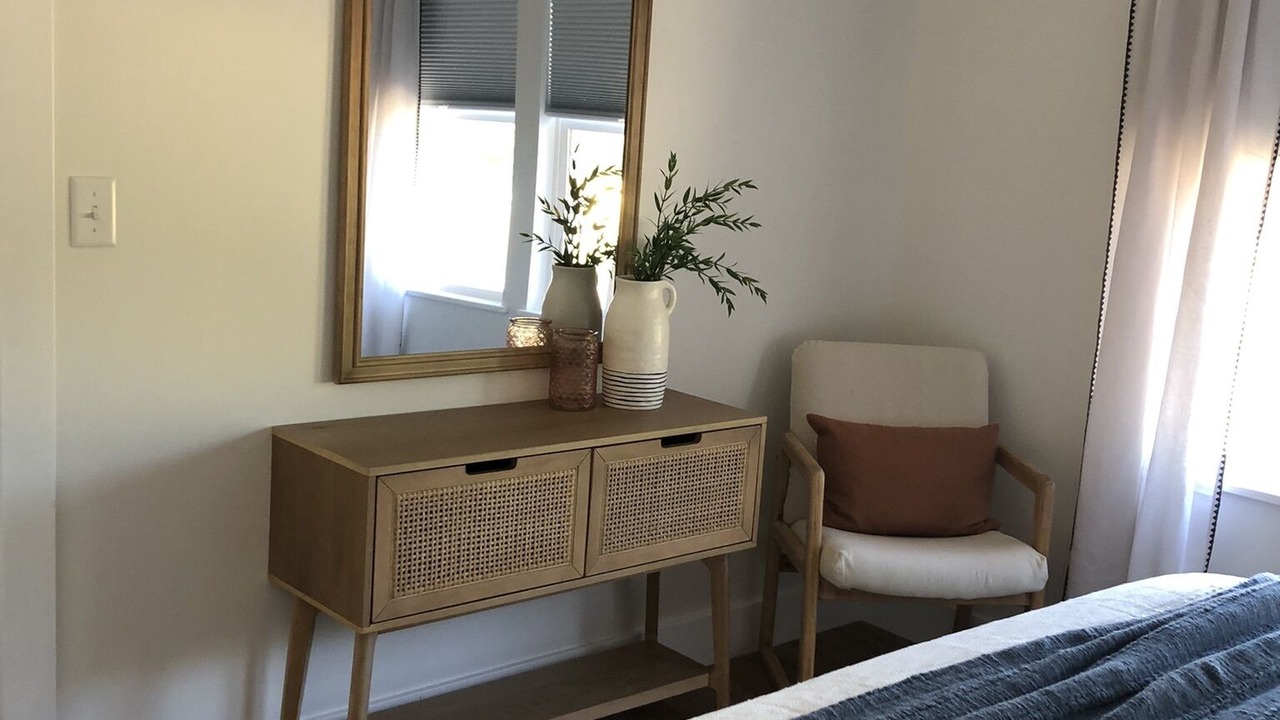 Photo of Bedroom in Beach City