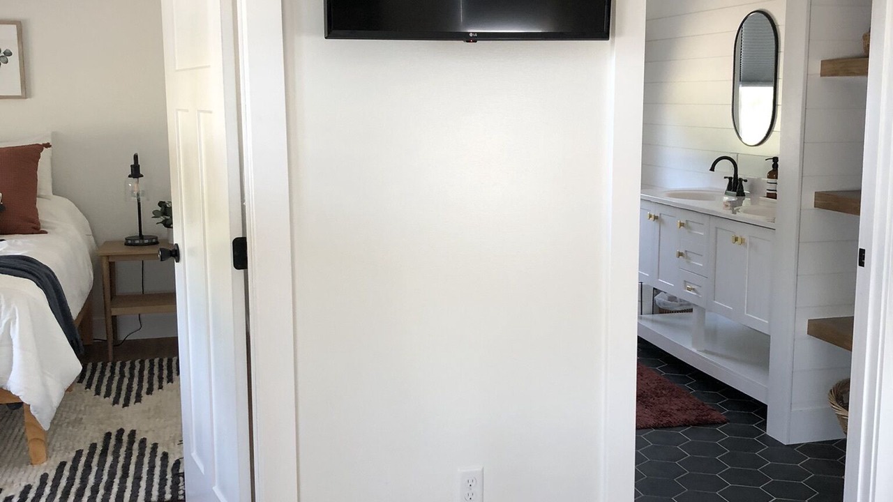 Photo of Bedroom in Beach City