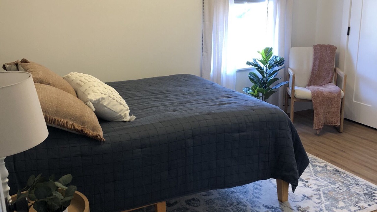 Photo of Bedroom in Beach City