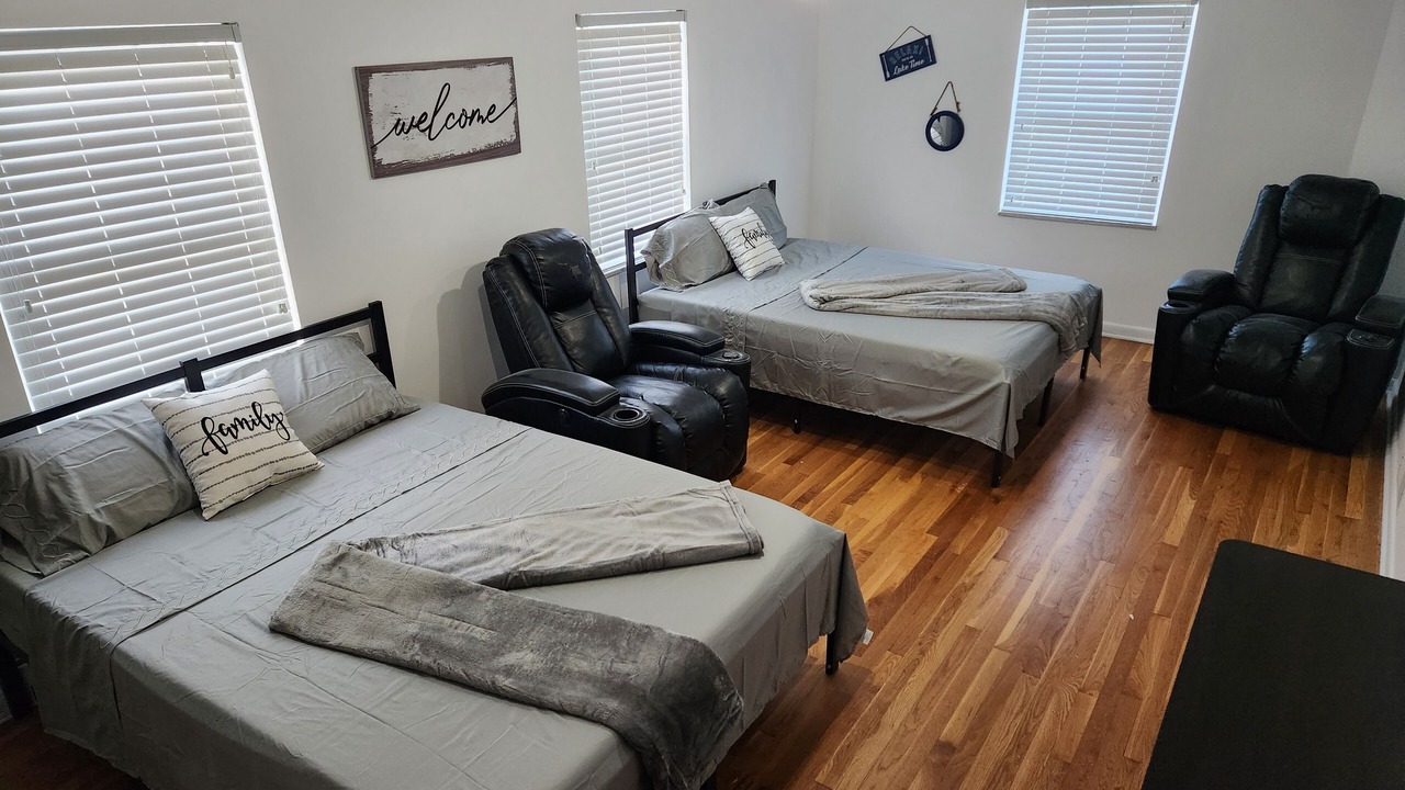 Photo of Bedroom in Buckeye Lake
