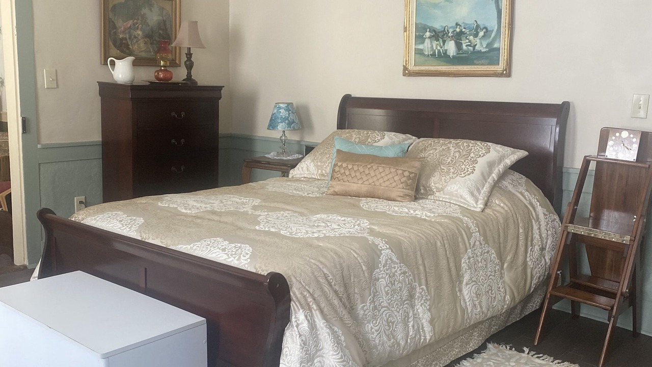 Photo of Bedroom in Deersville