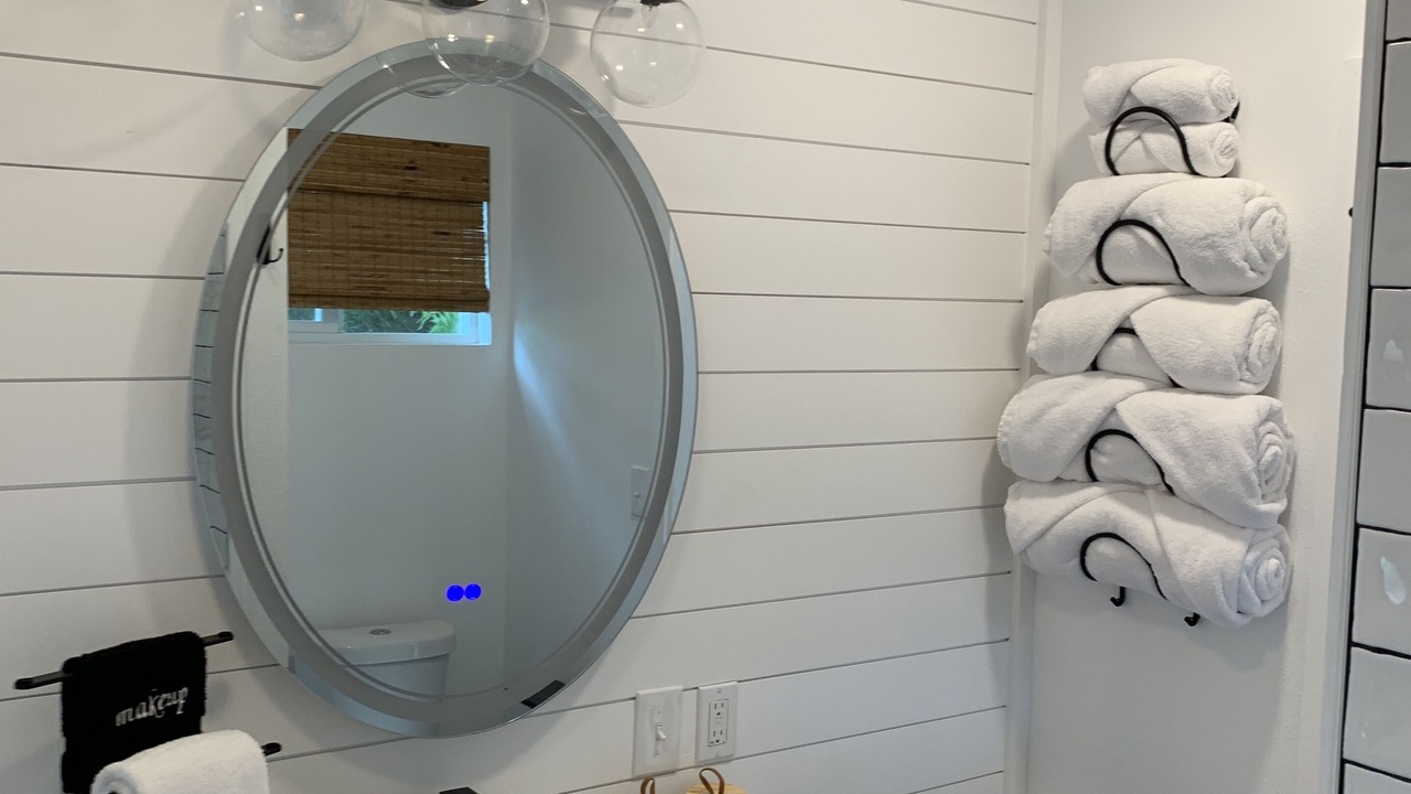 Photo of Bathroom in McArthur