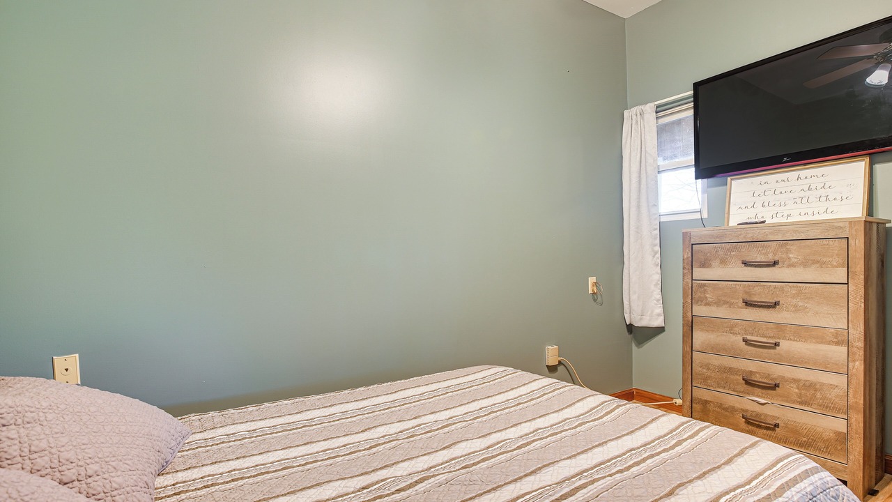 Photo of Bedroom in Zanesville