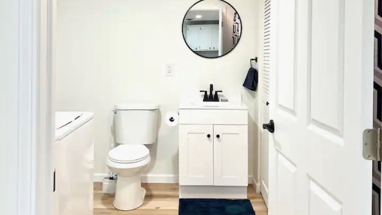 Photo of Bathroom in Belpre