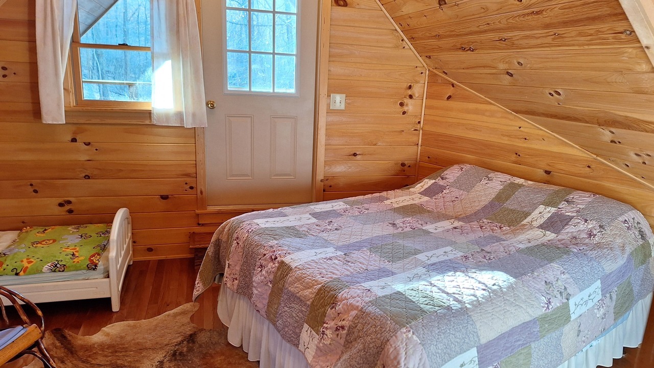 Photo of Bedroom in Loudonville