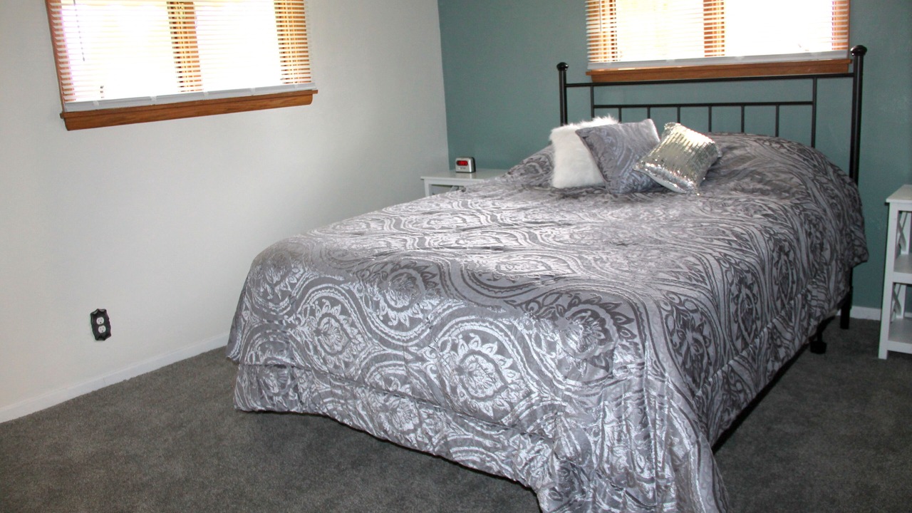Photo of Bedroom in Beach City