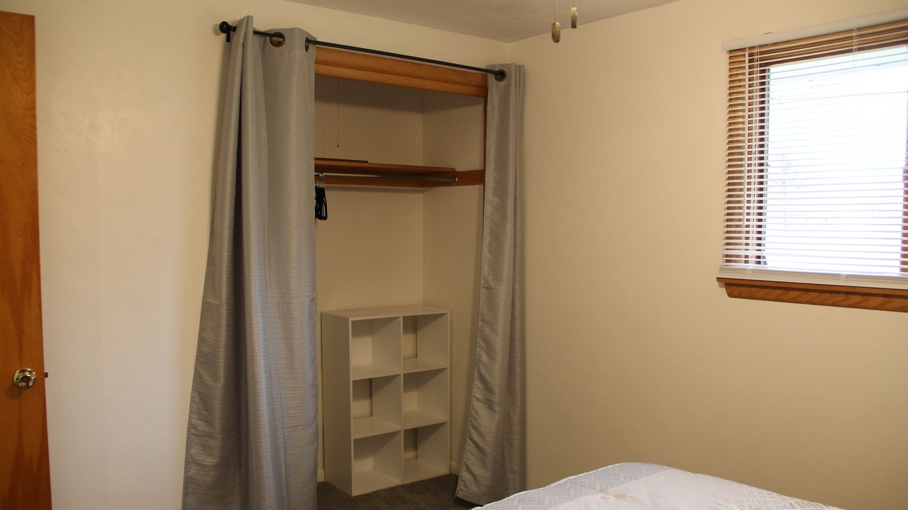 Photo of Bedroom in Beach City