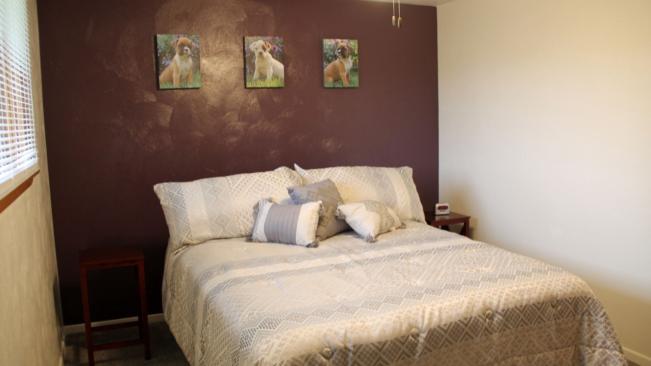 Photo of Bedroom in Beach City