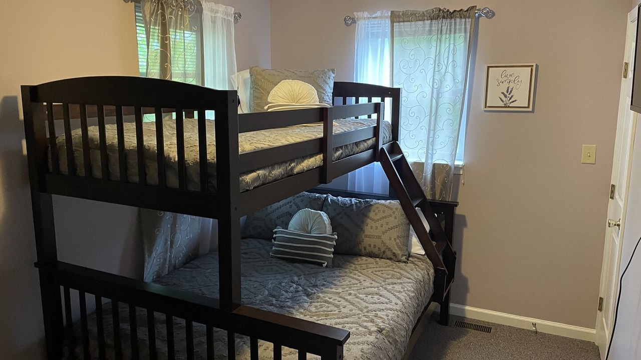 Photo of Bedroom in Albany