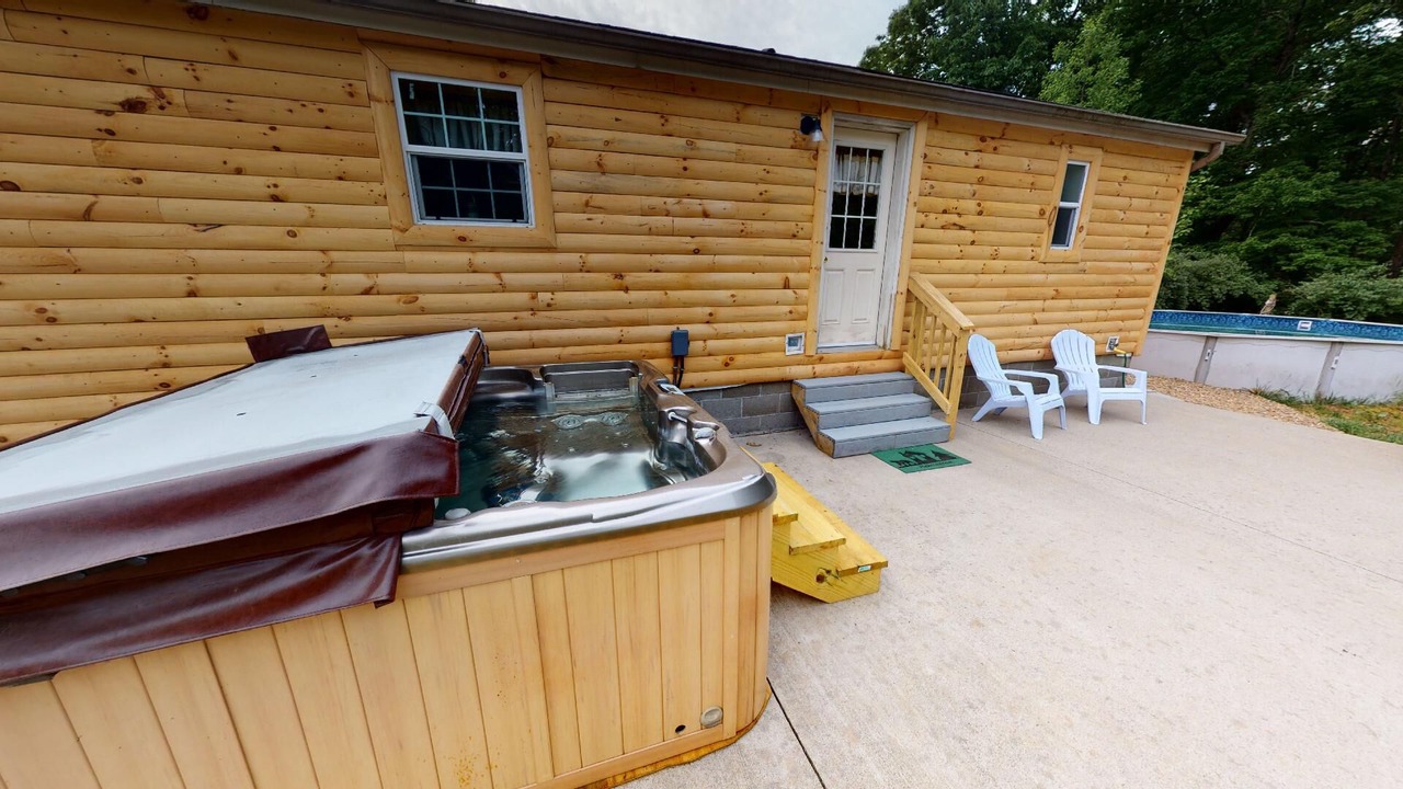 Photo of Patio Balcony in Nelsonville