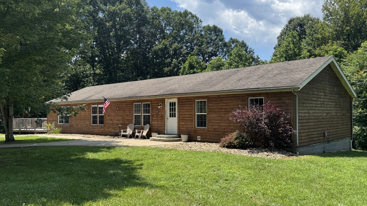 Photo of Outdoor in Nelsonville
