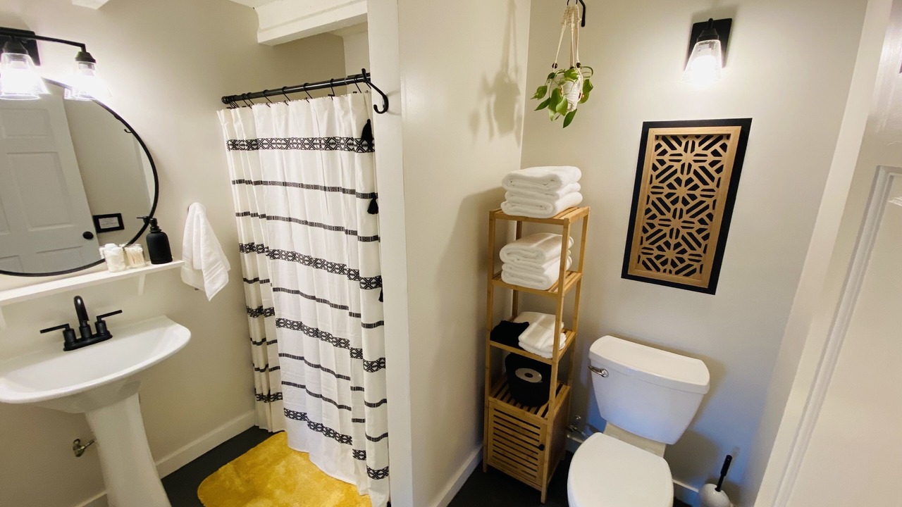 Photo of Bathroom in Bartlett