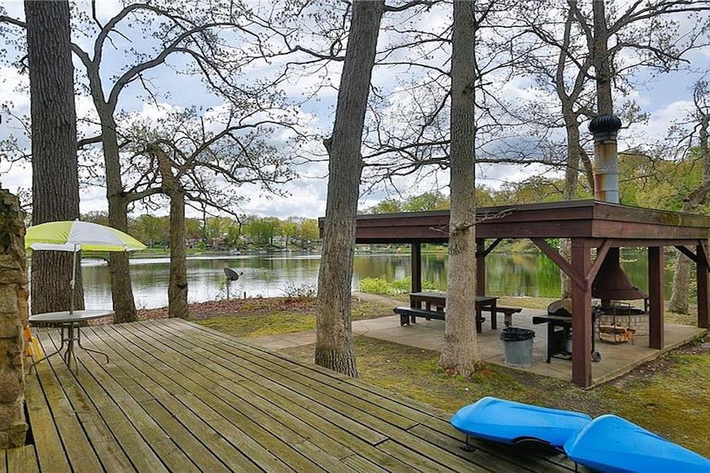 Photo of Outdoor in New Franklin