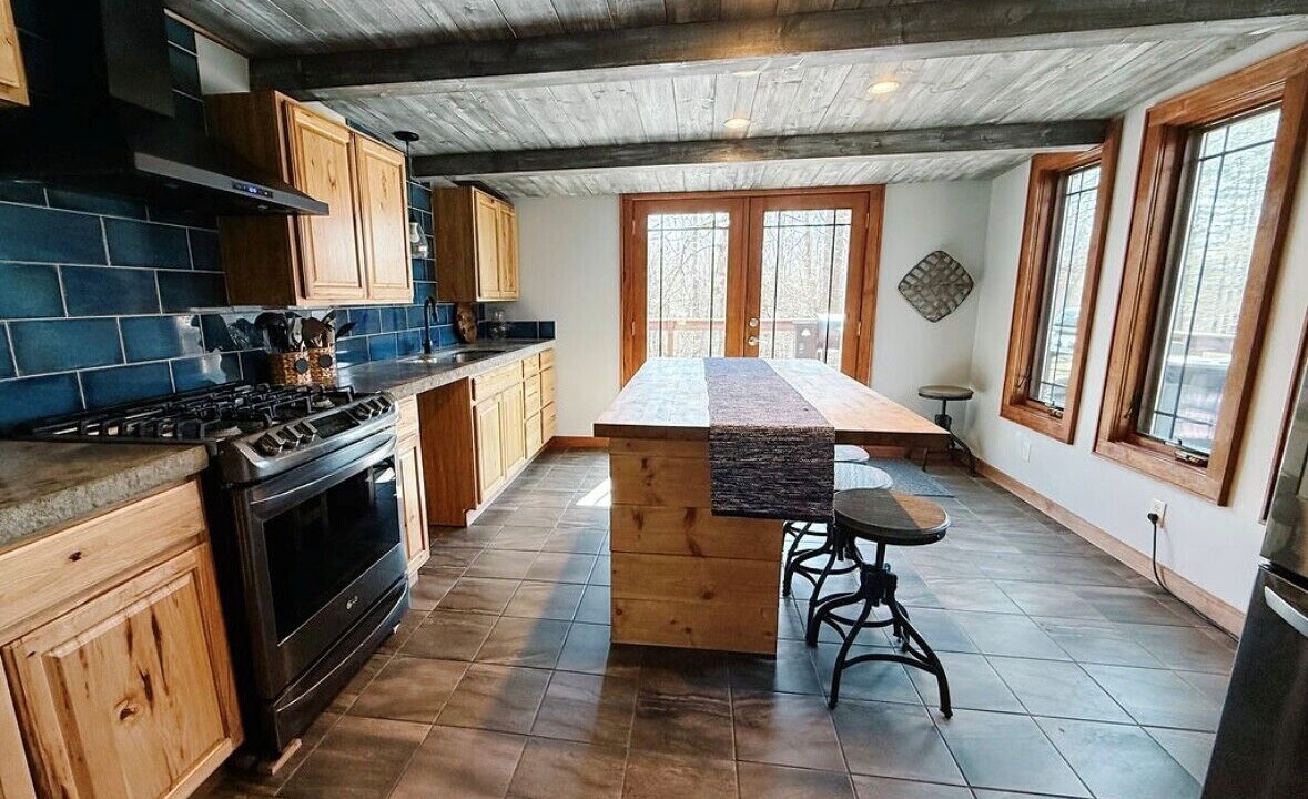Photo of Kitchen in McArthur