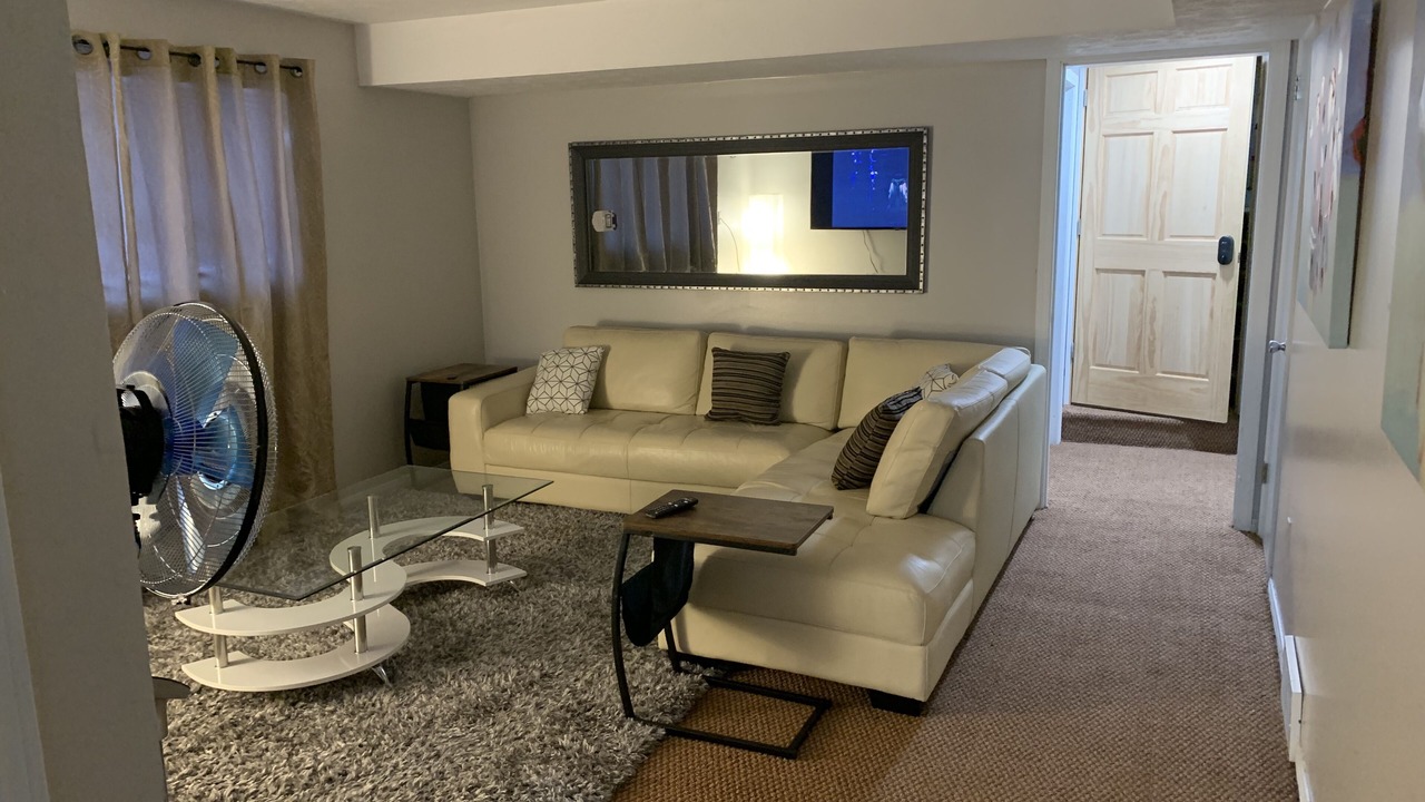Photo of Livingroom in Canton