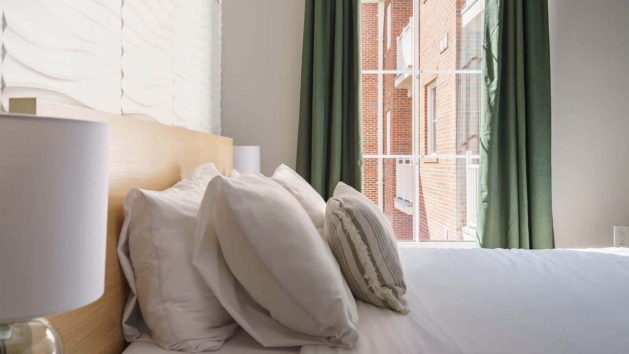 Photo of Bedroom in Downtown Columbus