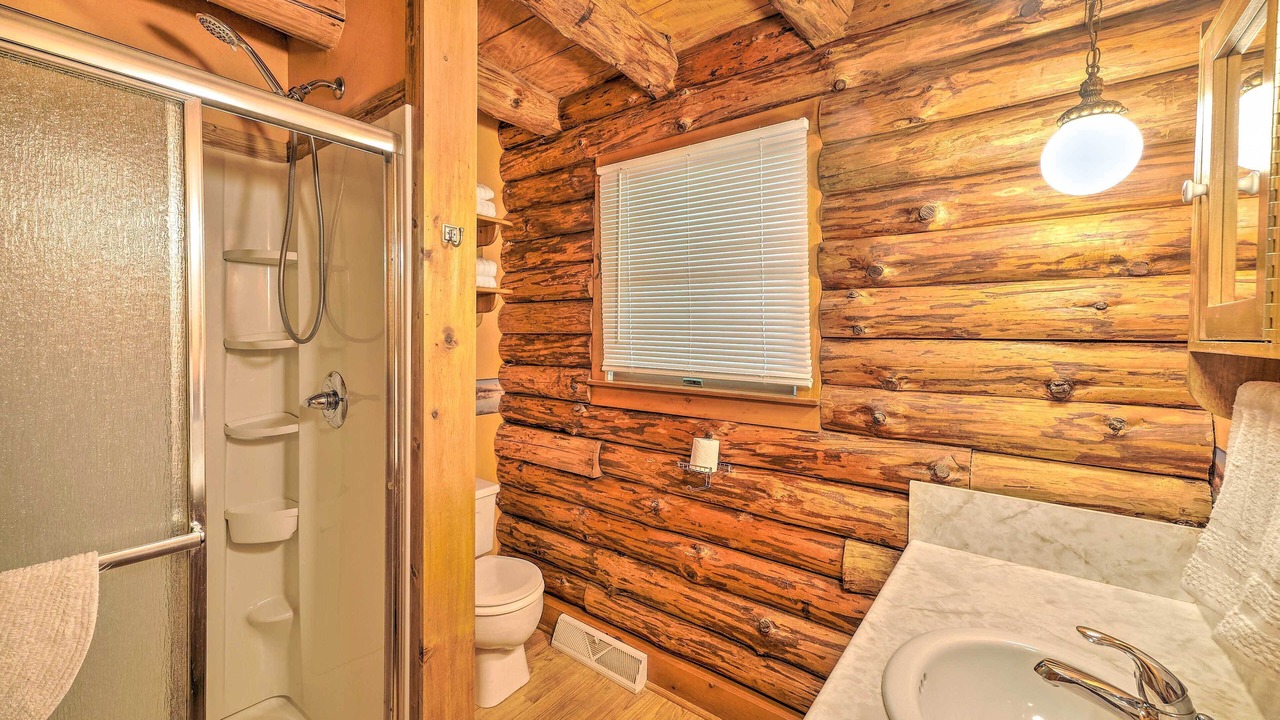Photo of Bathroom in Zanesville