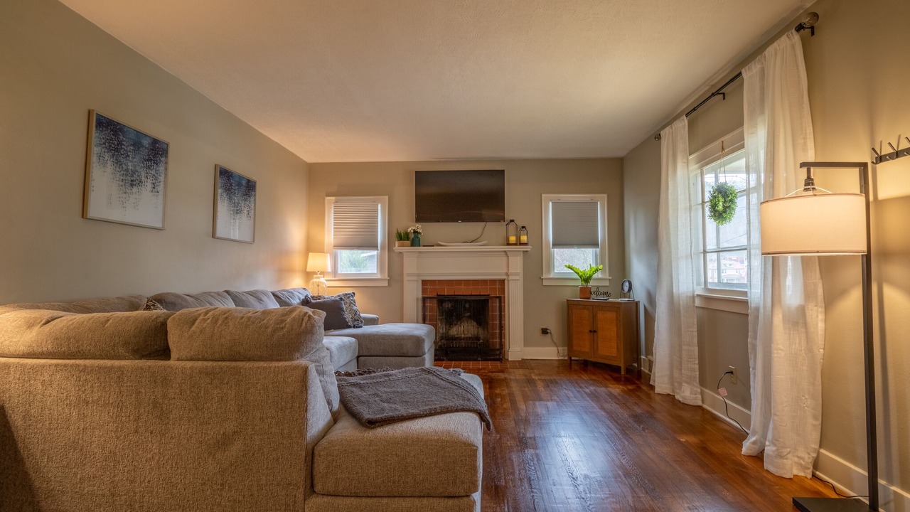 Photo of Livingroom in Marietta