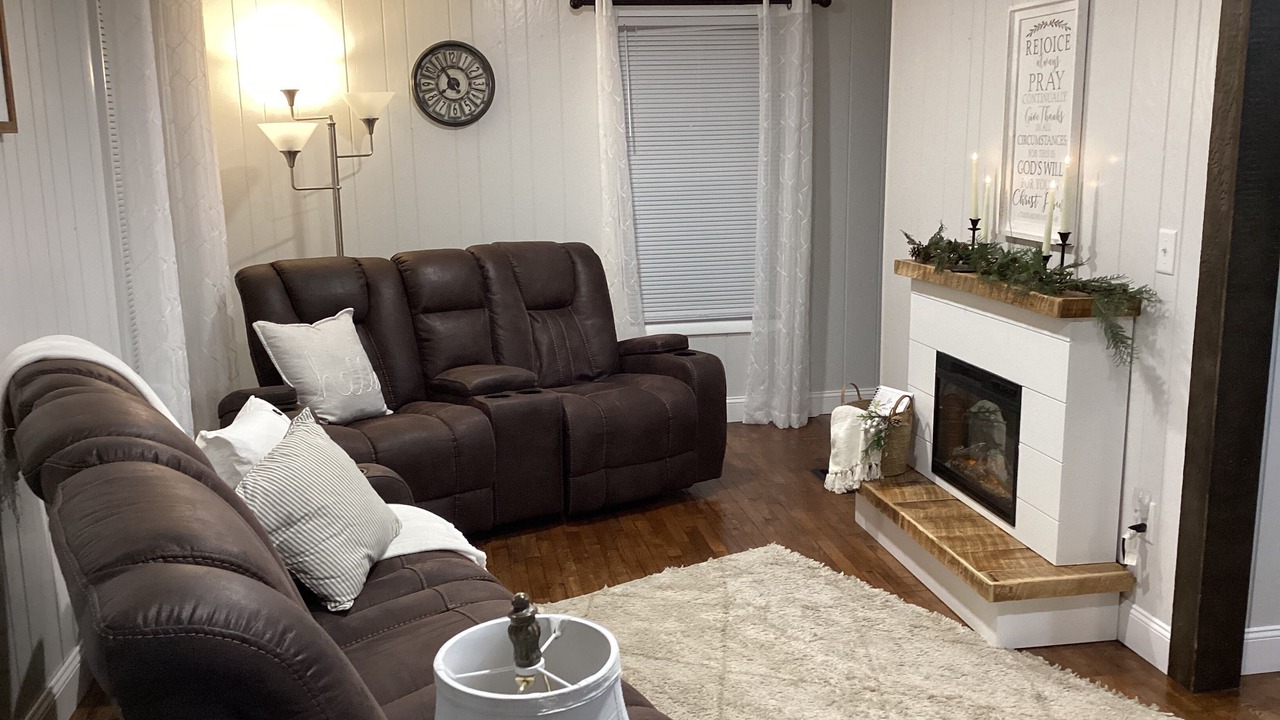 Photo of Livingroom in Winesburg