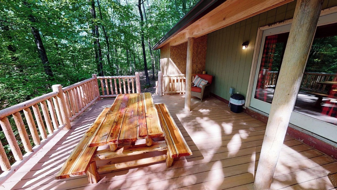 Photo of Outdoor in Nelsonville