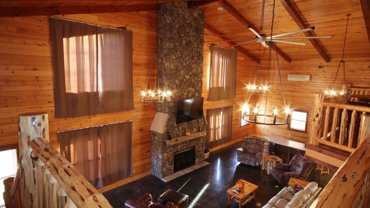 Photo of Livingroom in Mohican Township