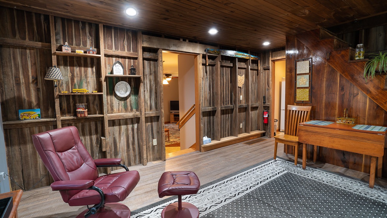 Photo of Bedroom in Apple Creek