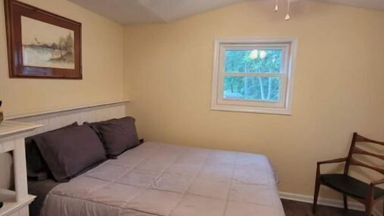 Photo of Bedroom in McConnelsville