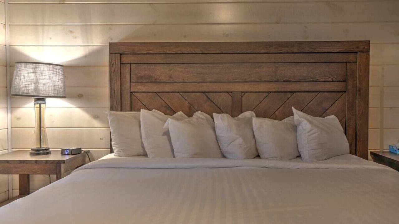 Photo of Bedroom in Millersburg