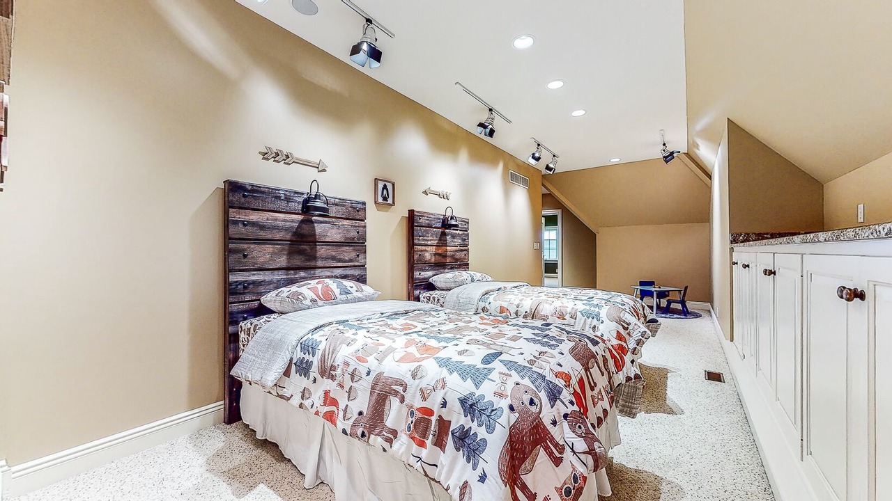 Photo of Bedroom in North Industry